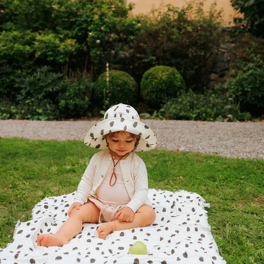 Elodie - Klobuček z UV zaščito - Dalmatian Dots Grande