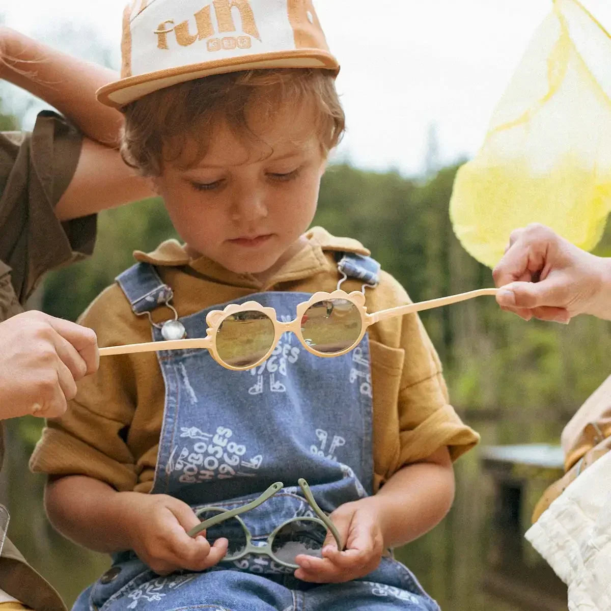 Ki et La - Otroska sončna očala Lion - Vanilla
