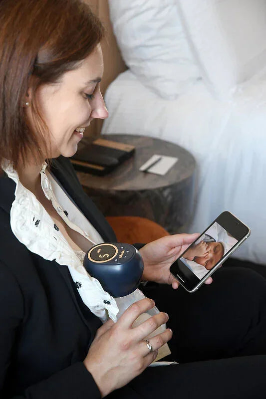 Beaba - Enojna elektronska prsna črpalka - Night Blue