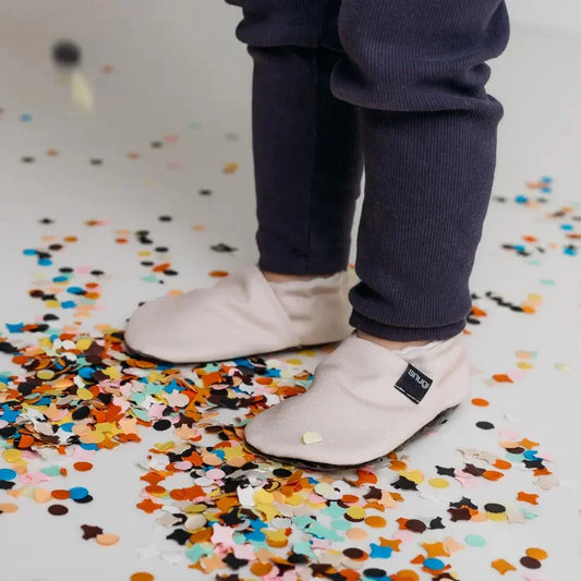 Snugi - Otroški copati - Beige - 324102711 Luxbaby