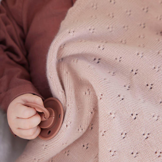 Elodie - Pletena odejica Pointelle - Blushing Pink
