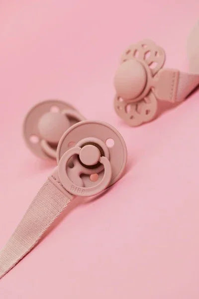 BIBS - Priponka za dudo Loop - Blush