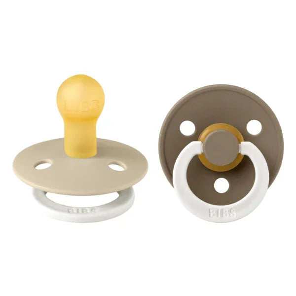 BIBS - Okrogla duda Colour nočna, lateks - Dark Oak/Vanilla Glow - 110244 Luxbaby