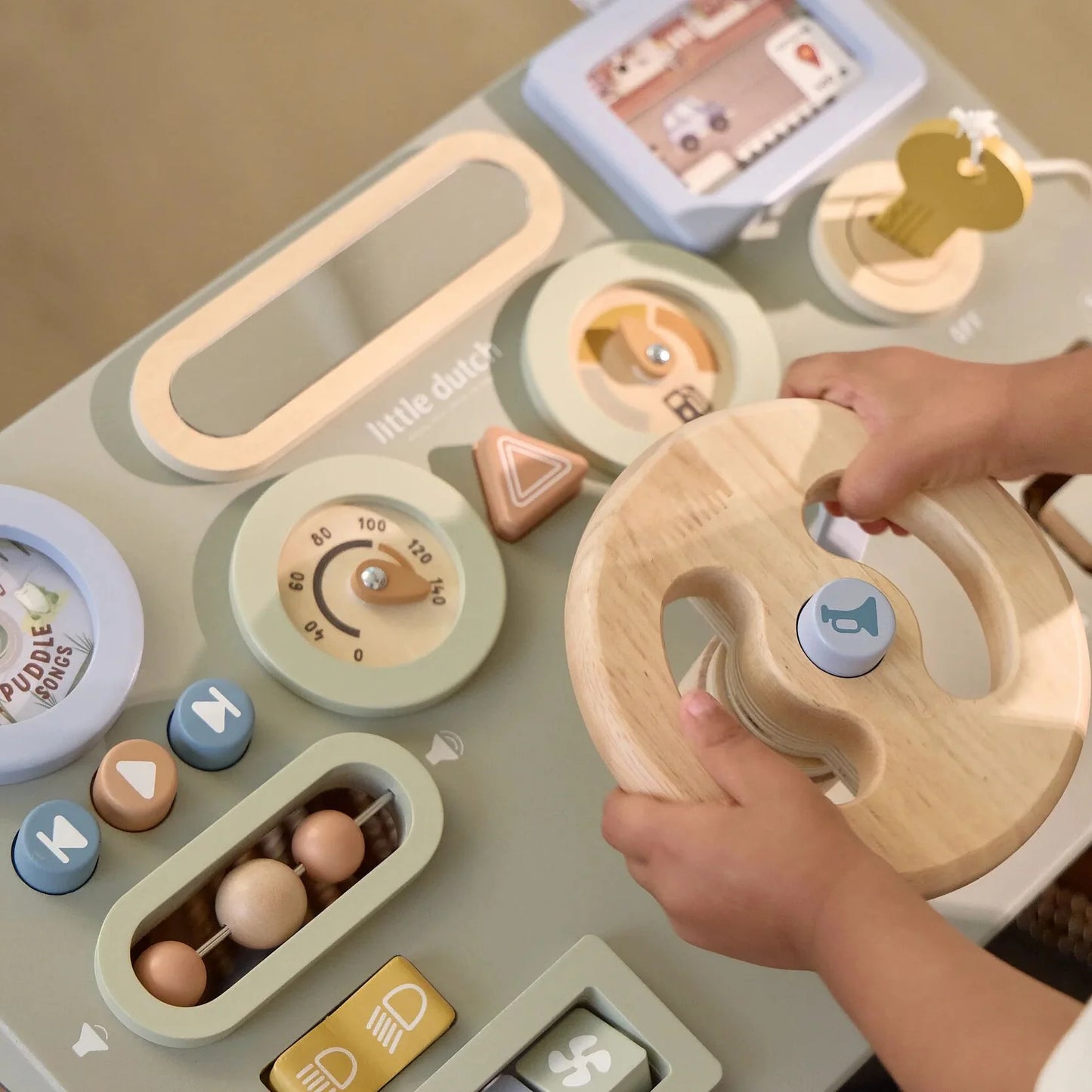 Little Dutch - Aktivnostni volan