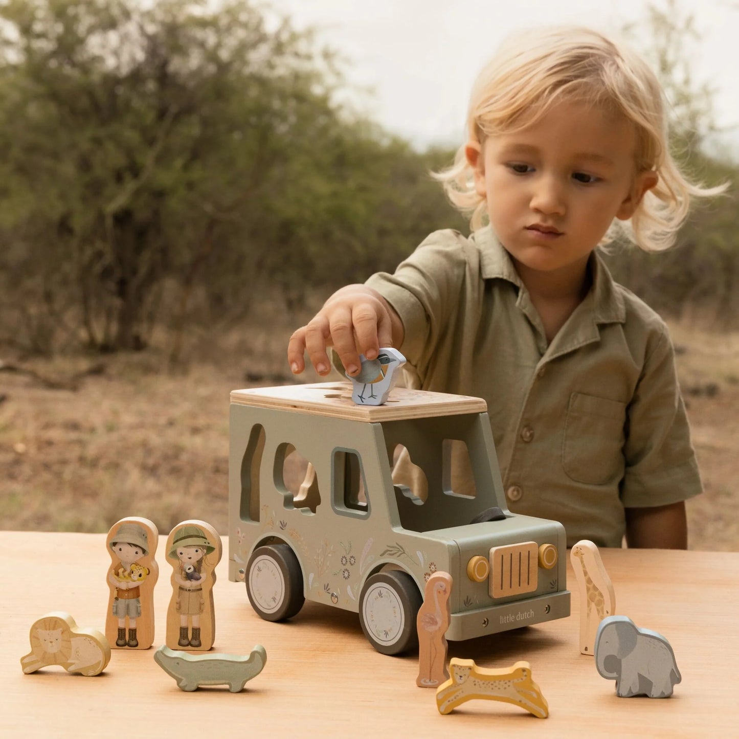 Little Dutch - Avto za razvrščanje oblik - Safari Friends