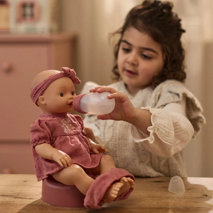 Little Dutch - Punčka - Livia (pije in lula)