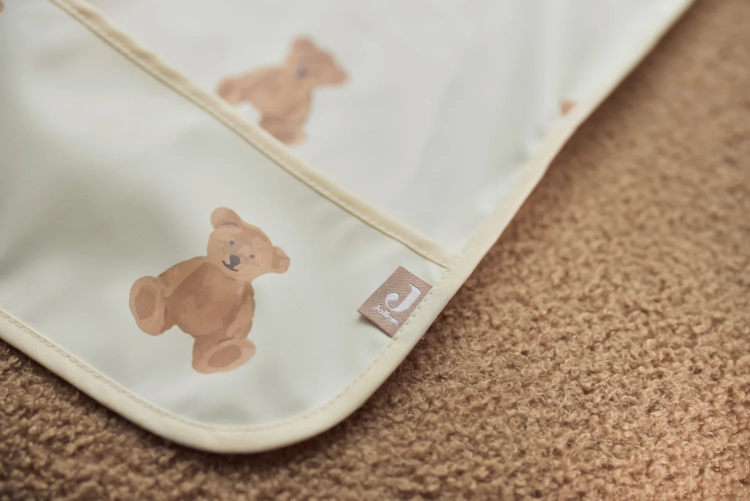 Jollein - Komplet dveh nepremočljivih slinčkov - Teddy Bear