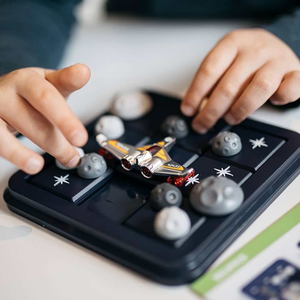 Smart Games - Pobeg pred asteroidi (60 izzivov)