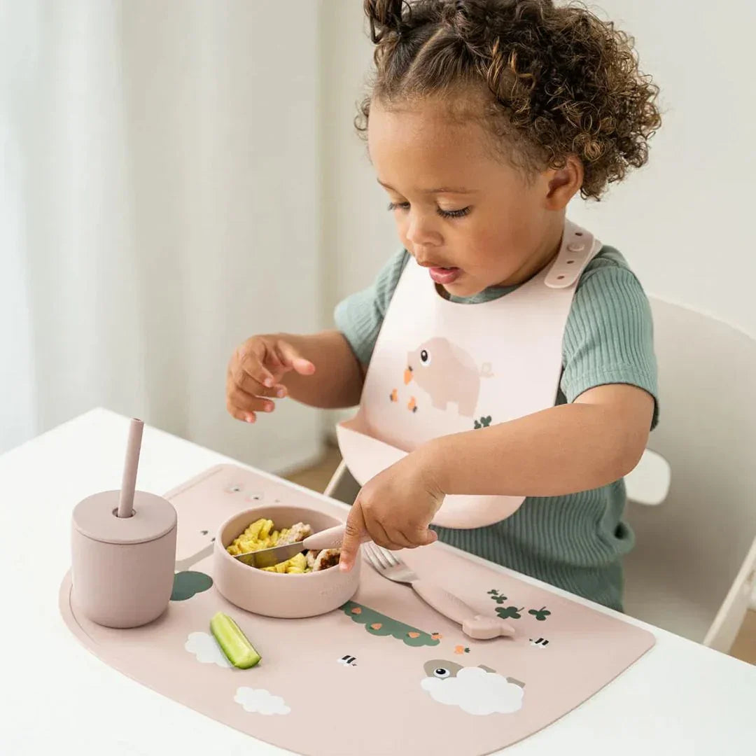 Done by Deer - Silikonska podloga Tiny farm - Powder - DBD1069201 Luxbaby