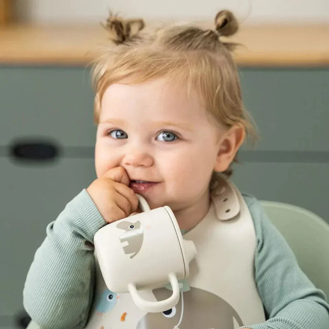 Done by Deer - Celebration Silicone Cup with Lid and Handles - Sand