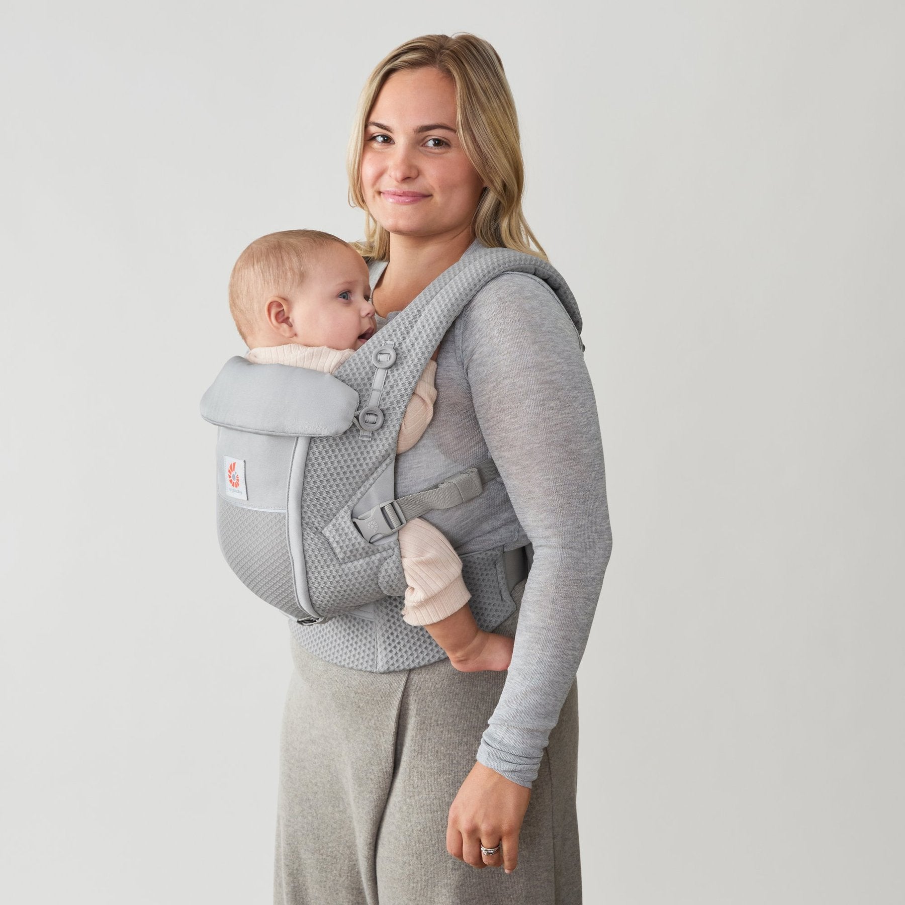 Ergobaby - Adapt Soft Flex Mesh nosilka - Pearl Grey