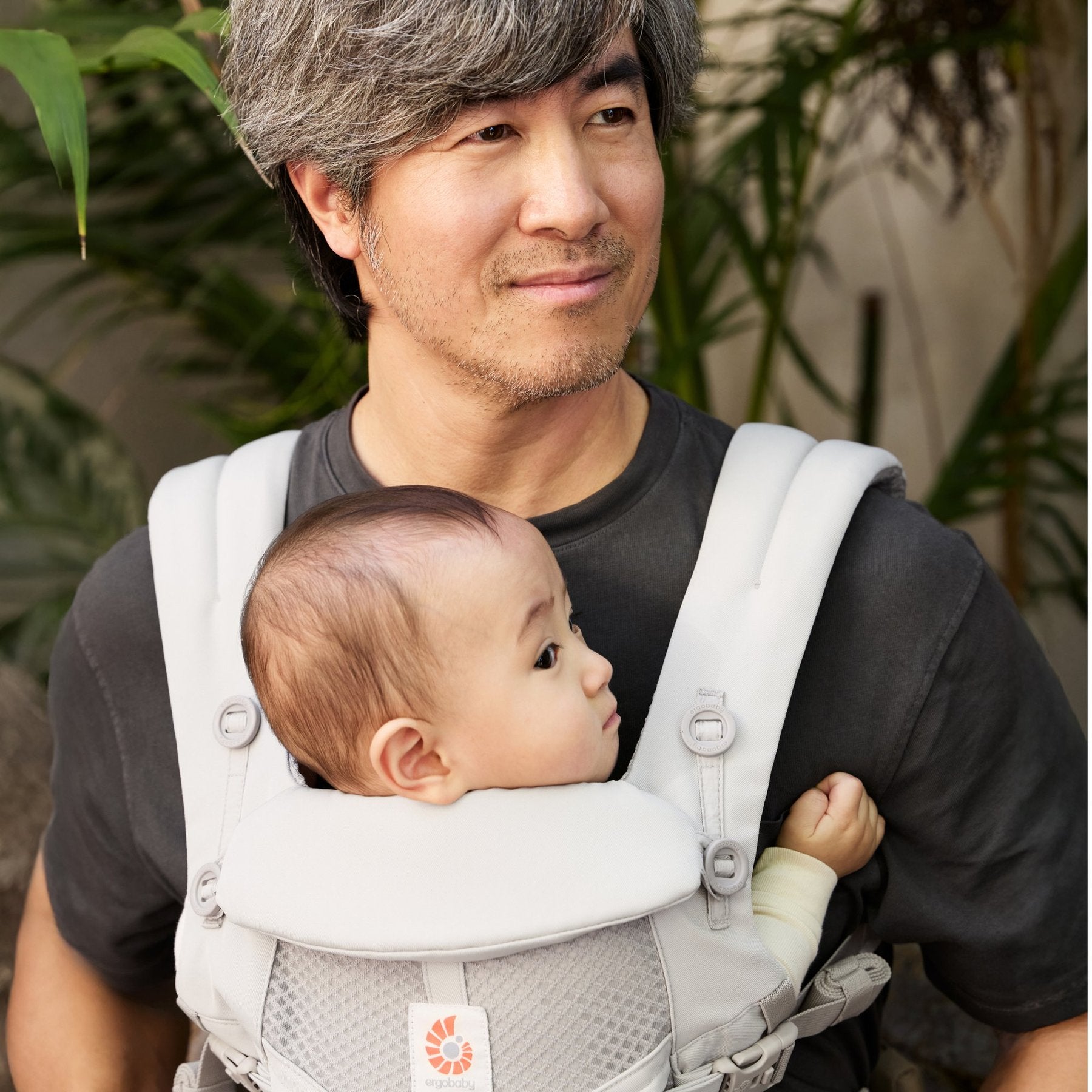 Ergobaby - Omni Classic Mesh nosilka - Pearl Grey
