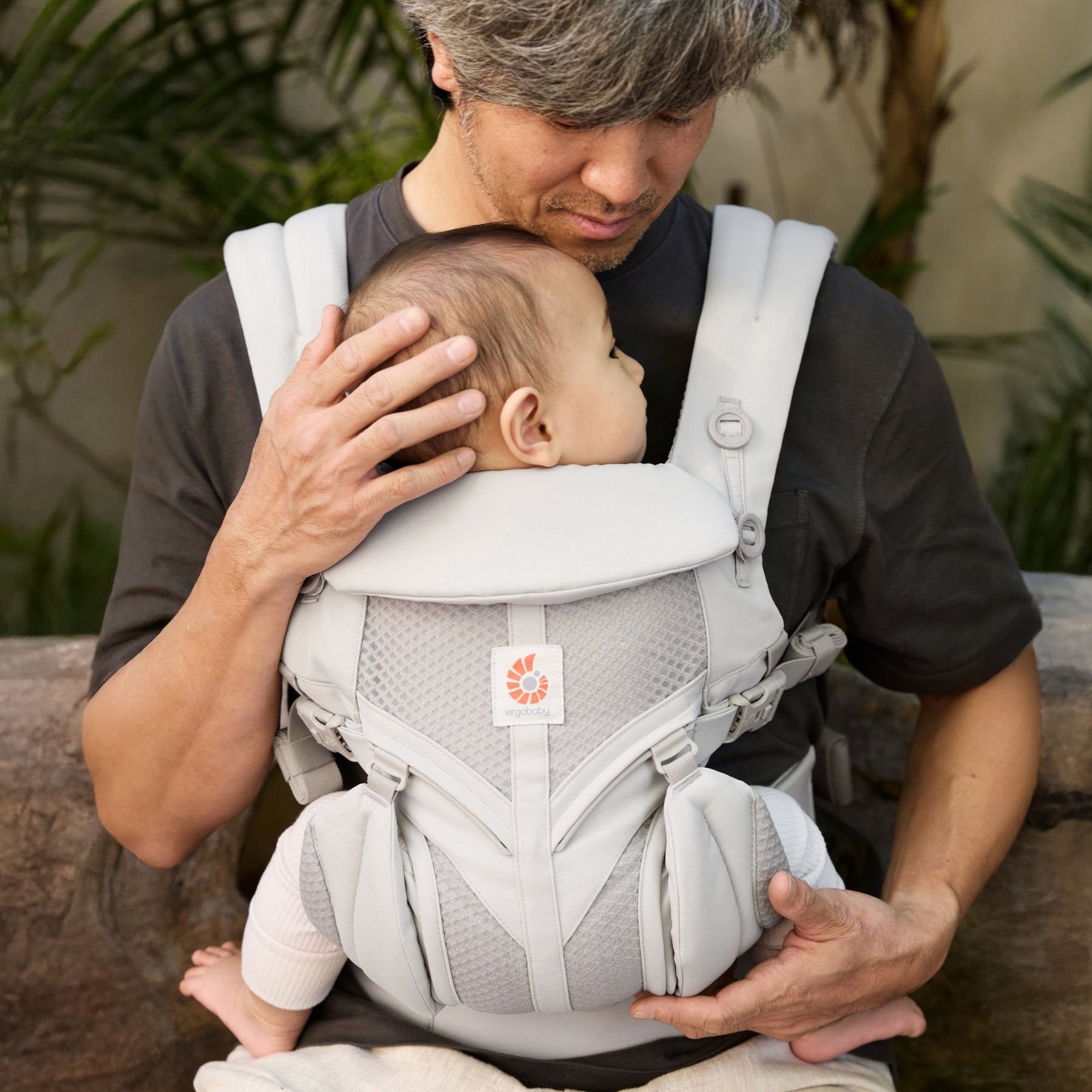 Ergobaby - Omni Classic Mesh nosilka - Pearl Grey