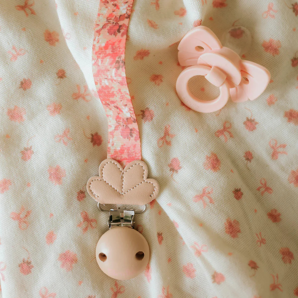 Elodie - Priponka za dudo - River Rose