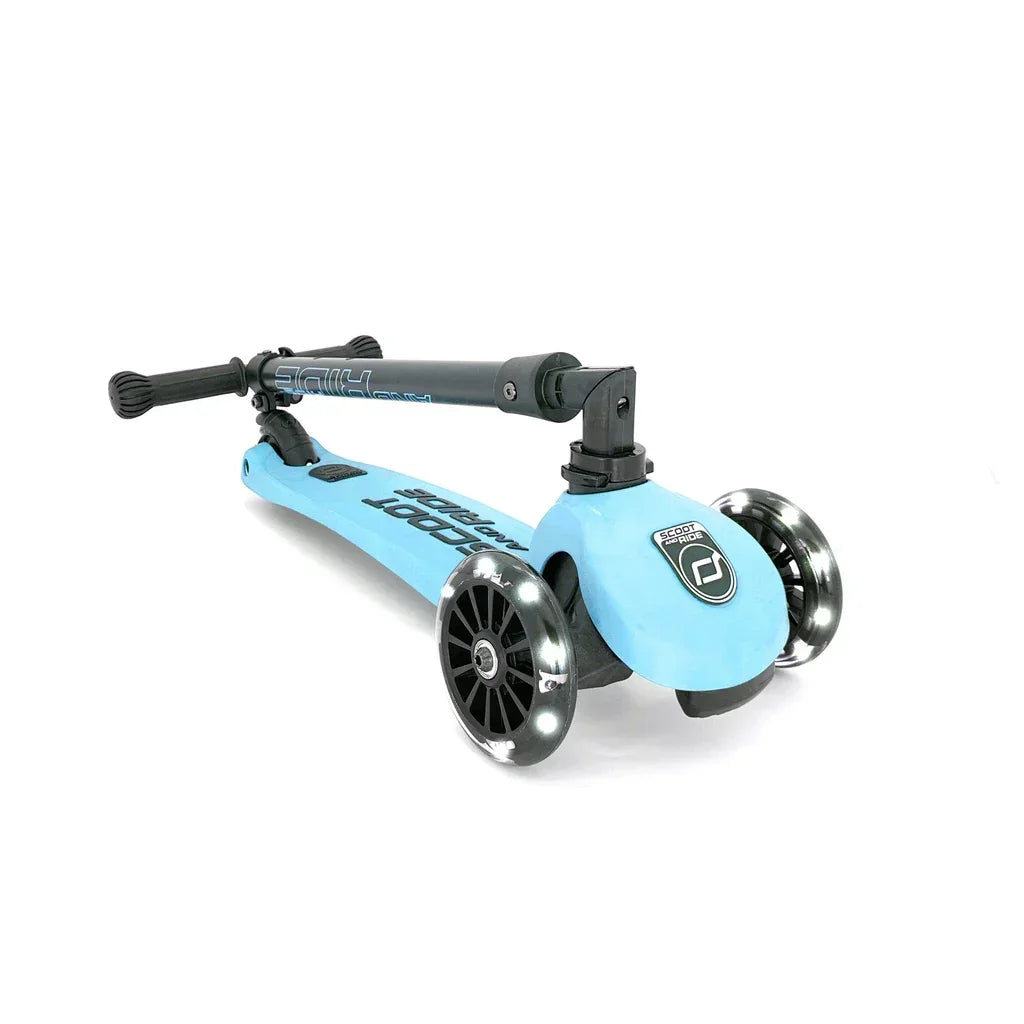 Scoot&Ride - Otroški skiro Highwaykick 3 LED - Blueberry
