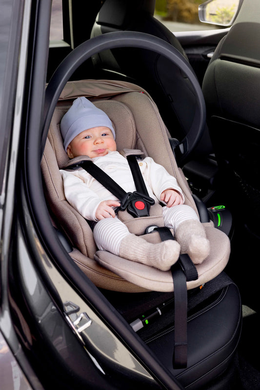 BeSafe - Otroški avtosedež GO Beyond² 360 (40-87cm) - Dark Sand SoftBreeze