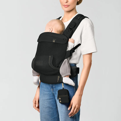 Cybex - Ergonomska nosilka Laya - Magic Black