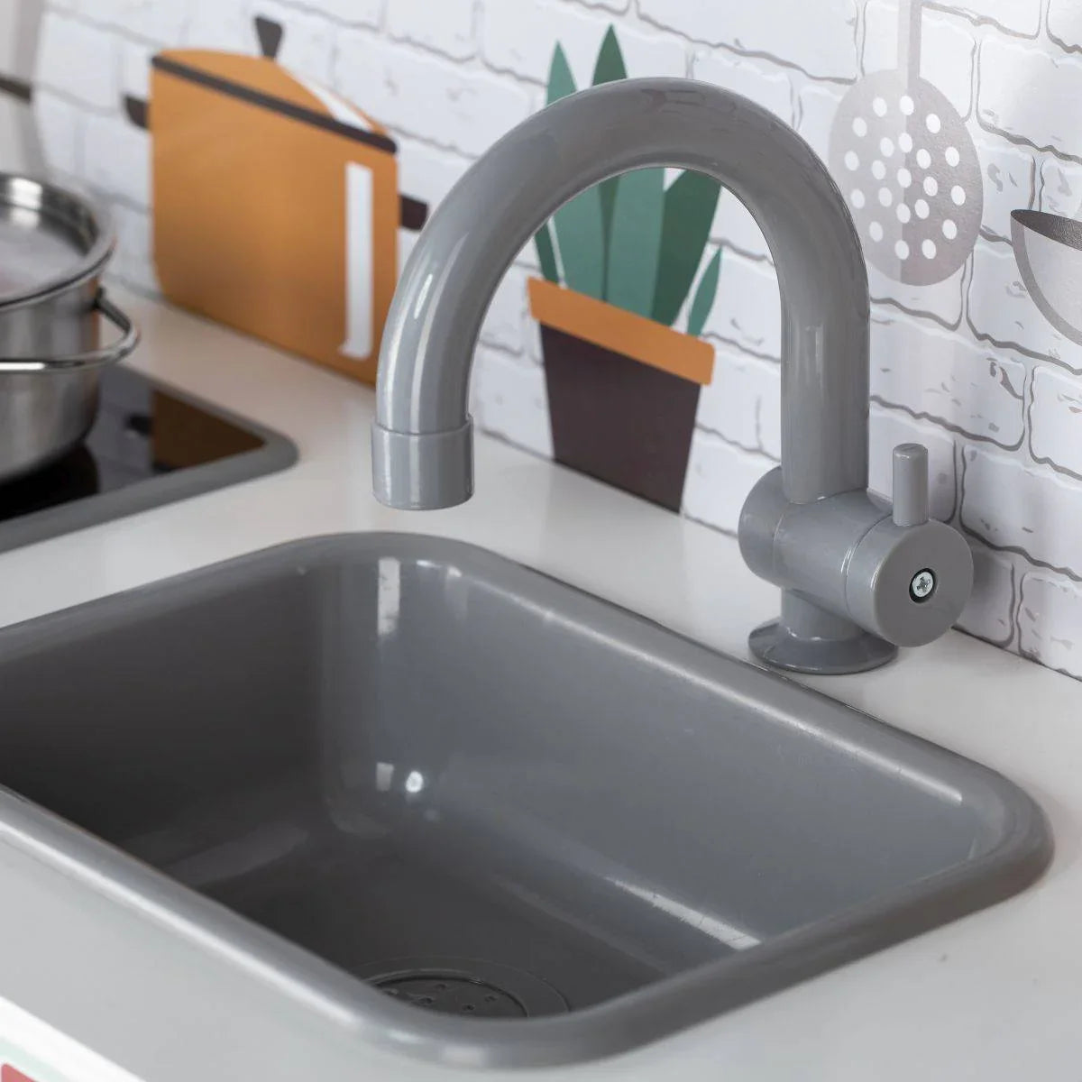 Free2Play - Lesena kuhinja Mini Chef z dodatki - F2P1181255 Luxbaby