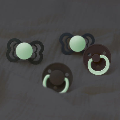 BIBS - Okrogla duda Colour nočna, lateks - Iron/Baby Blue Glow - 110266 Luxbaby