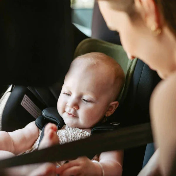 AeroMoov - Zračna podloga za avtosedež skupine 1 - Moss - AL-1-MO Luxbaby