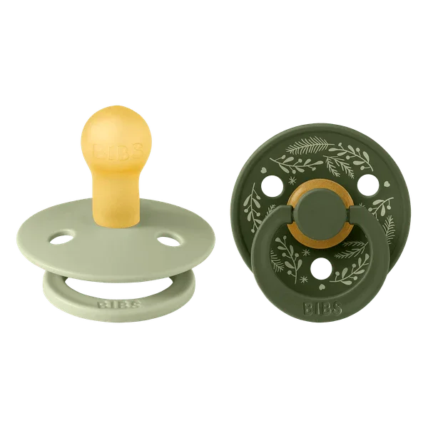 BIBS - Okrogla duda Colour Holiday Leaf, lateks - Sage/Hunter Green - 11027101 Luxbaby