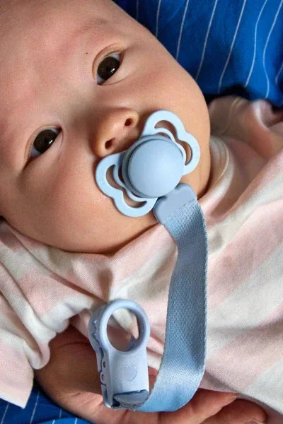 BIBS - Priponka za dudo Loop - Dusty Blue