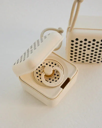 BIBS Studio - Okrogla duda Colour, lateks - Polka Ivory/Black